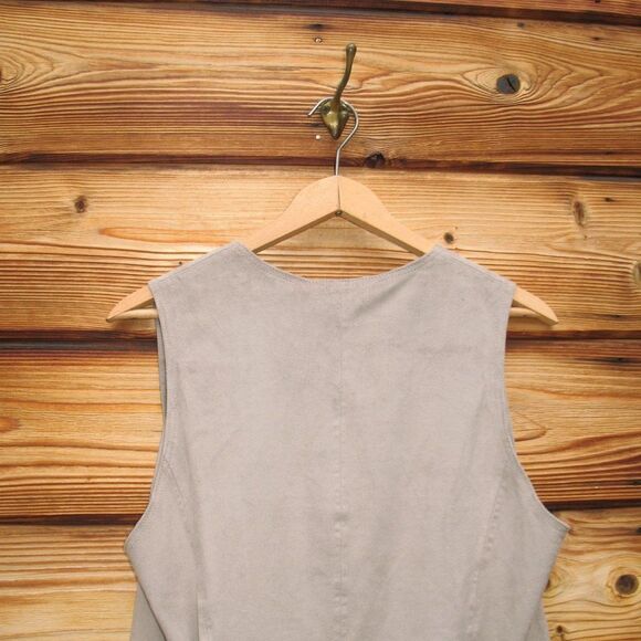 NWT Rino & Pelle Faux Suede Laser Cut Vest - Picture 6 of 9